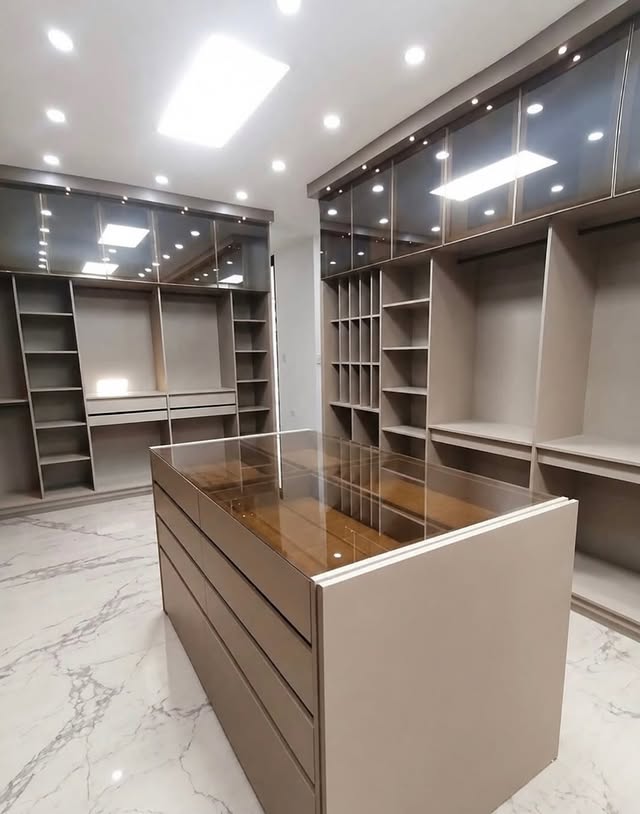 Özel Tasarım Mobilya Projesi